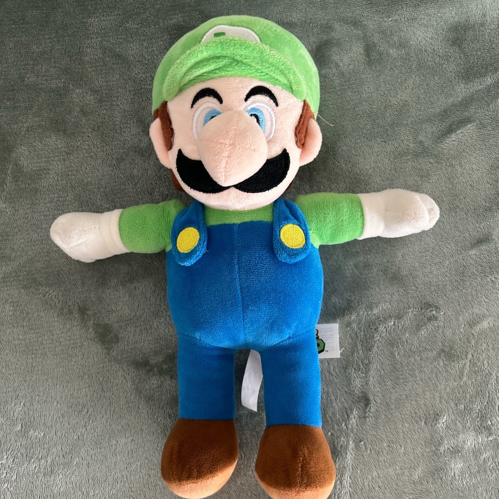 Luigi Soft Plush Doll Toy 9” Official Super Mario Bros Nintendo Stuffed Animal